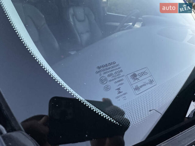 Вольво ХС90 2016 у Дрогобичі на Automoto.ua Чорний Вольво ХС90, об'ємом двигуна 2 л та пробігом 247 тис. км за 21900 $, фото 18 на Automoto.ua