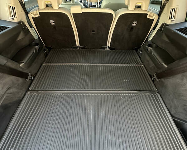 Чорний Вольво ХС90, об'ємом двигуна 2 л та пробігом 131 тис. км за 33900 $, фото 31 на Automoto.ua