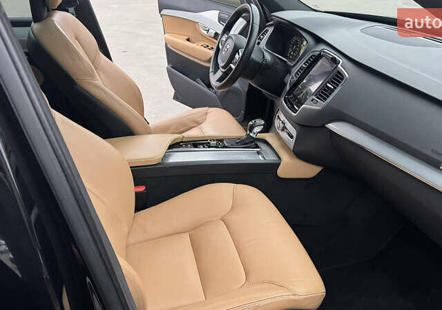 Черный Вольво ХС90, объемом двигателя 1.97 л и пробегом 243 тыс. км за 23800 $, фото 14 на Automoto.ua