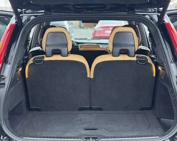 Чорний Вольво ХС90, об'ємом двигуна 1.97 л та пробігом 202 тис. км за 25499 $, фото 25 на Automoto.ua