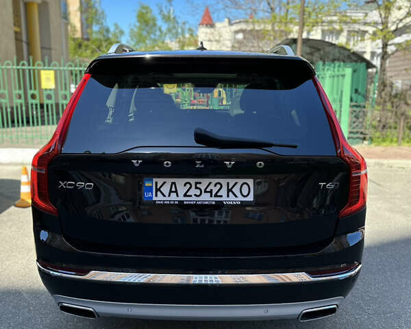 Чорний Вольво ХС90, об'ємом двигуна 2 л та пробігом 131 тис. км за 33900 $, фото 11 на Automoto.ua