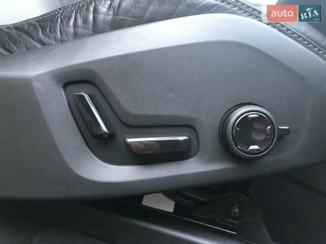 Черный Вольво ХС90, объемом двигателя 2 л и пробегом 99 тыс. км за 26500 $, фото 4 на Automoto.ua