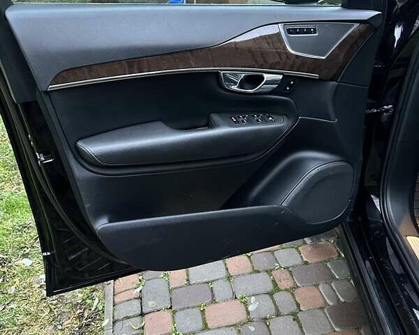 Чорний Вольво ХС90, об'ємом двигуна 1.97 л та пробігом 160 тис. км за 24500 $, фото 4 на Automoto.ua