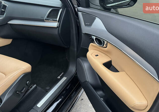 Черный Вольво ХС90, объемом двигателя 1.97 л и пробегом 243 тыс. км за 23800 $, фото 15 на Automoto.ua