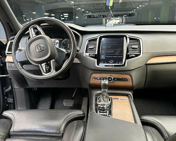 Черный Вольво ХС90, объемом двигателя 1.97 л и пробегом 288 тыс. км за 29780 $, фото 14 на Automoto.ua