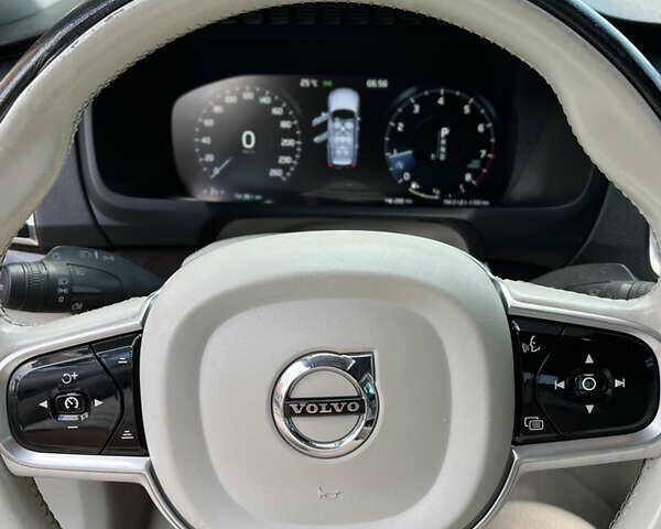 Чорний Вольво ХС90, об'ємом двигуна 1.97 л та пробігом 290 тис. км за 23500 $, фото 17 на Automoto.ua