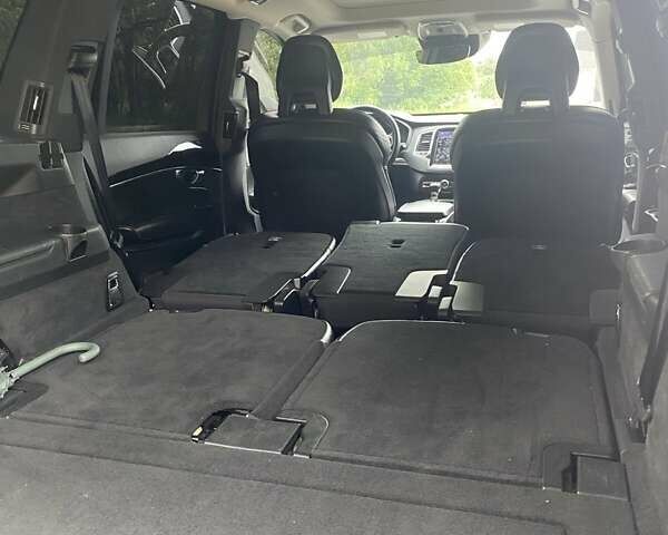 Чорний Вольво ХС90, об'ємом двигуна 1.97 л та пробігом 319 тис. км за 21900 $, фото 11 на Automoto.ua