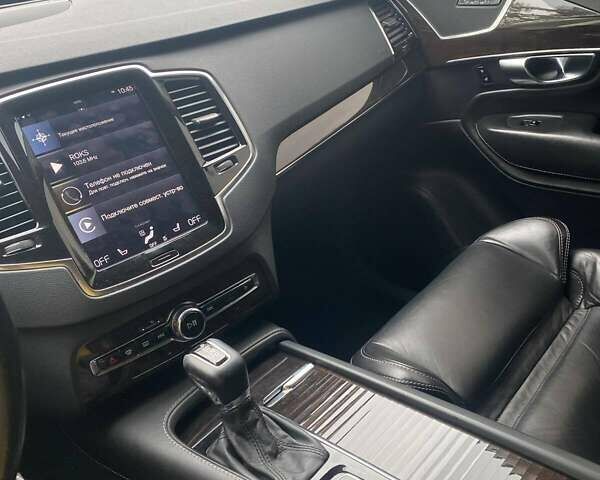 Чорний Вольво ХС90, об'ємом двигуна 1.97 л та пробігом 319 тис. км за 21900 $, фото 8 на Automoto.ua