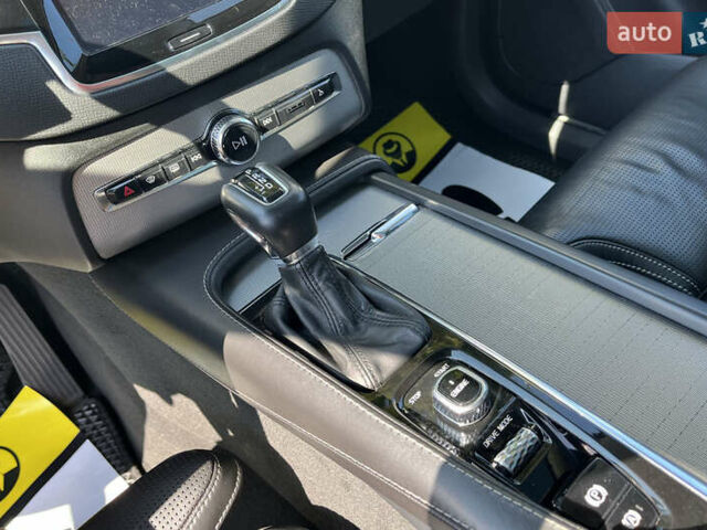 Черный Вольво ХС90, объемом двигателя 1.97 л и пробегом 240 тыс. км за 31800 $, фото 15 на Automoto.ua