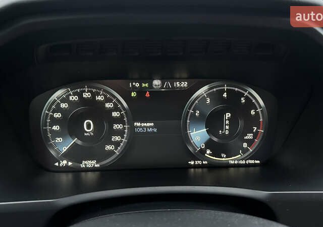 Черный Вольво ХС90, объемом двигателя 1.97 л и пробегом 243 тыс. км за 23800 $, фото 11 на Automoto.ua