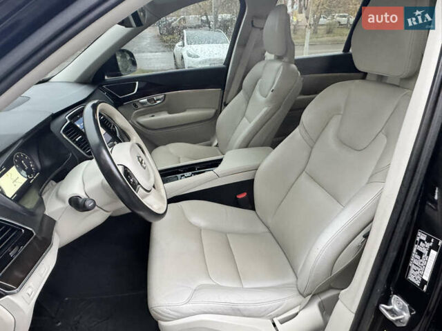 Черный Вольво ХС90, объемом двигателя 1.97 л и пробегом 175 тыс. км за 25800 $, фото 24 на Automoto.ua