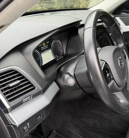 Чорний Вольво ХС90, об'ємом двигуна 2 л та пробігом 290 тис. км за 18500 $, фото 3 на Automoto.ua