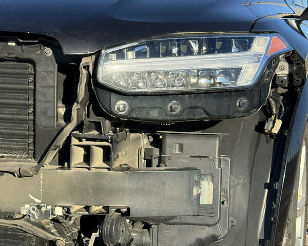 Черный Вольво ХС90, объемом двигателя 2 л и пробегом 138 тыс. км за 20500 $, фото 13 на Automoto.ua