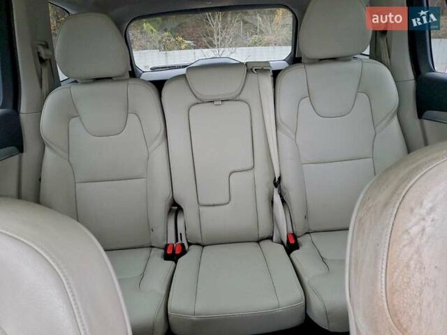 Чорний Вольво ХС90, об'ємом двигуна 1.97 л та пробігом 147 тис. км за 5800 $, фото 9 на Automoto.ua