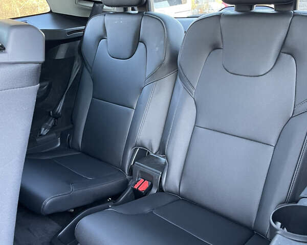 Чорний Вольво ХС90, об'ємом двигуна 1.97 л та пробігом 290 тис. км за 18900 $, фото 5 на Automoto.ua