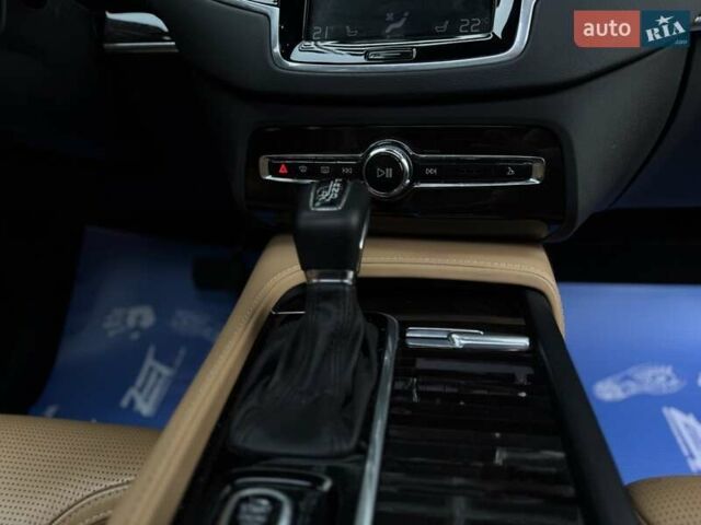 Чорний Вольво ХС90, об'ємом двигуна 1.97 л та пробігом 146 тис. км за 47990 $, фото 88 на Automoto.ua