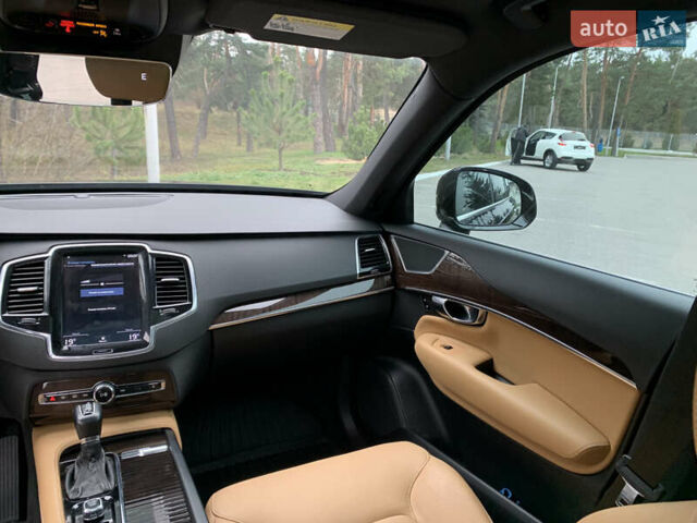 Черный Вольво ХС90, объемом двигателя 1.97 л и пробегом 181 тыс. км за 27500 $, фото 41 на Automoto.ua