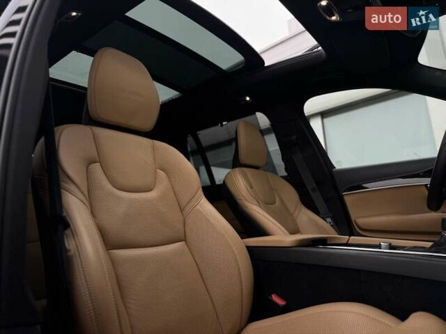 Чорний Вольво ХС90, об'ємом двигуна 1.97 л та пробігом 146 тис. км за 47990 $, фото 86 на Automoto.ua