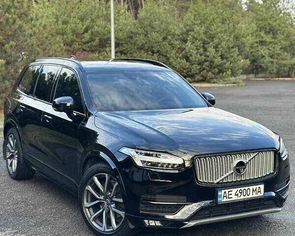 Чорний Вольво ХС90, об'ємом двигуна 2 л та пробігом 142 тис. км за 41000 $, фото 3 на Automoto.ua