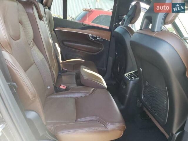 Чорний Вольво ХС90, об'ємом двигуна 1.97 л та пробігом 105 тис. км за 8000 $, фото 10 на Automoto.ua