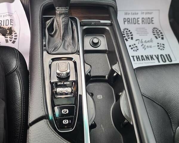 Вольво ХС90 2018 у Коломые на Automoto.ua Чорний Вольво ХС90, об'ємом двигуна 2 л та пробігом 109 тис. км за 33000 $, фото 29 на Automoto.ua