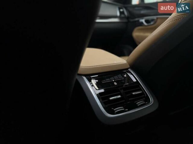 Чорний Вольво ХС90, об'ємом двигуна 1.97 л та пробігом 146 тис. км за 47990 $, фото 68 на Automoto.ua