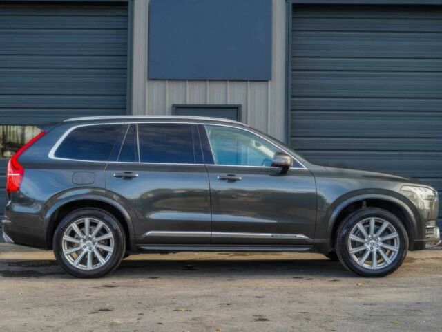 Черный Вольво ХС90, объемом двигателя 2 л и пробегом 38 тыс. км за 18000 $, фото 2 на Automoto.ua