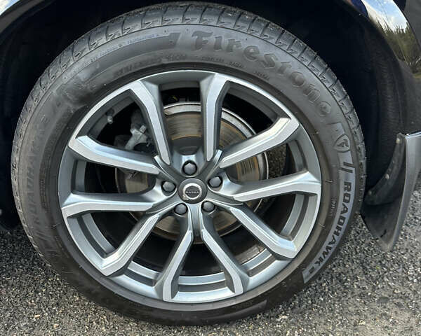 Чорний Вольво ХС90, об'ємом двигуна 2 л та пробігом 142 тис. км за 41000 $, фото 11 на Automoto.ua