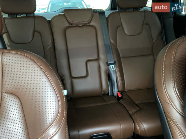 Чорний Вольво ХС90, об'ємом двигуна 2 л та пробігом 138 тис. км за 50000 $, фото 6 на Automoto.ua