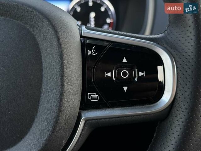 Чорний Вольво ХС90, об'ємом двигуна 1.97 л та пробігом 146 тис. км за 47990 $, фото 50 на Automoto.ua