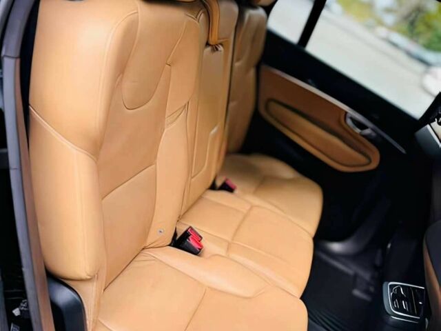 Черный Вольво ХС90, объемом двигателя 2 л и пробегом 31 тыс. км за 12800 $, фото 12 на Automoto.ua