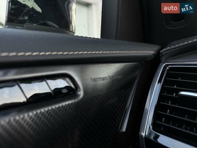Чорний Вольво ХС90, об'ємом двигуна 1.97 л та пробігом 146 тис. км за 47990 $, фото 56 на Automoto.ua