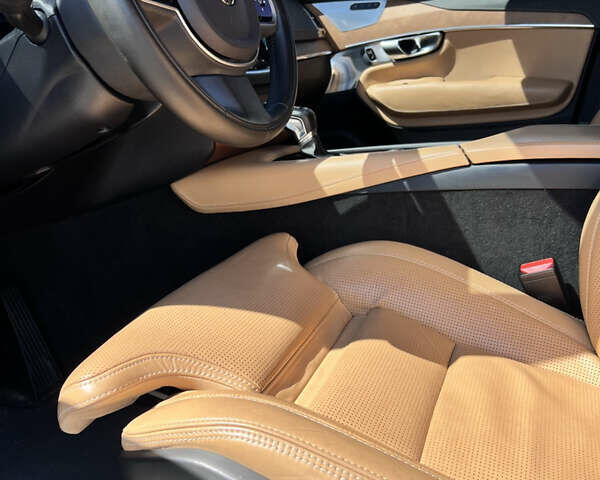 Черный Вольво ХС90, объемом двигателя 1.97 л и пробегом 186 тыс. км за 35000 $, фото 12 на Automoto.ua