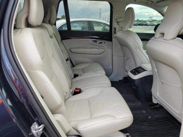 Черный Вольво ХС90, объемом двигателя 2 л и пробегом 65 тыс. км за 15000 $, фото 9 на Automoto.ua