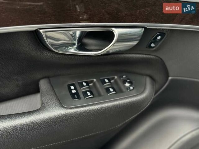 Вольво ХС90 2019 в Ровно на Automoto.ua Черный Вольво ХС90, объемом двигателя 1.97 л и пробегом 332 тыс. км за 21900 $, фото 42 на Automoto.ua