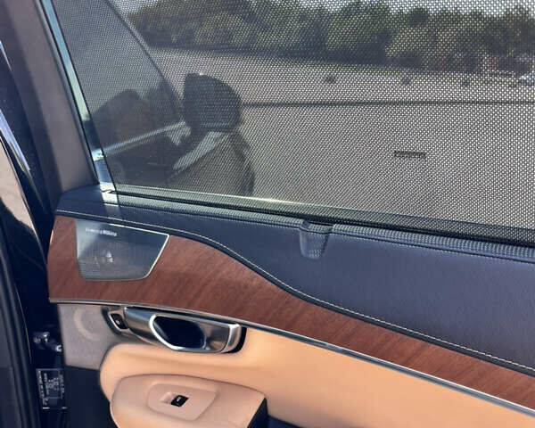 Черный Вольво ХС90, объемом двигателя 1.97 л и пробегом 186 тыс. км за 36500 $, фото 18 на Automoto.ua