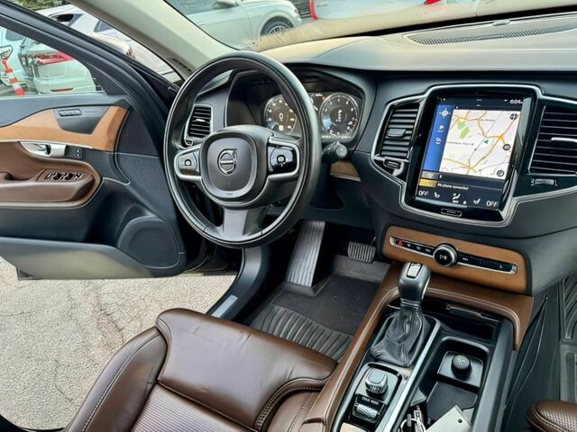 Черный Вольво ХС90, объемом двигателя 2 л и пробегом 36 тыс. км за 16000 $, фото 9 на Automoto.ua