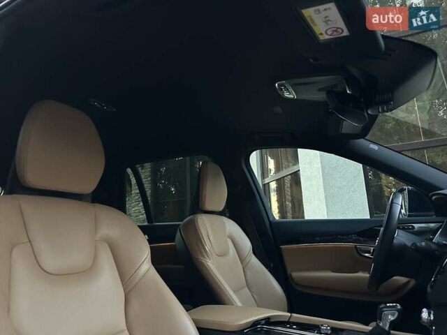 Чорний Вольво ХС90, об'ємом двигуна 1.97 л та пробігом 200 тис. км за 38500 $, фото 36 на Automoto.ua