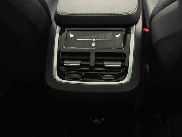 Вольво ХС90 2019 в Ровно на Automoto.ua Черный Вольво ХС90, объемом двигателя 2 л и пробегом 332 тыс. км за 21900 $, фото 20 на Automoto.ua