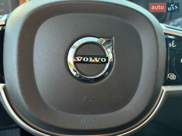 Черный Вольво ХС90, объемом двигателя 2 л и пробегом 261 тыс. км за 27000 $, фото 51 на Automoto.ua