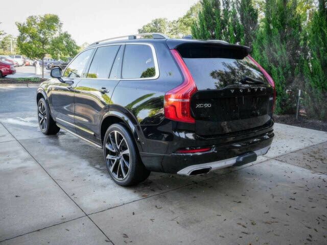 Вольво ХС90 2019 в Черкассах на Automoto.ua Черный Вольво ХС90, объемом двигателя 2 л и пробегом 38 тыс. км за 8600 $, фото 2 на Automoto.ua