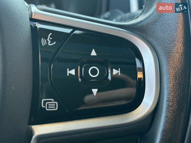 Черный Вольво ХС90, объемом двигателя 2 л и пробегом 261 тыс. км за 27000 $, фото 50 на Automoto.ua