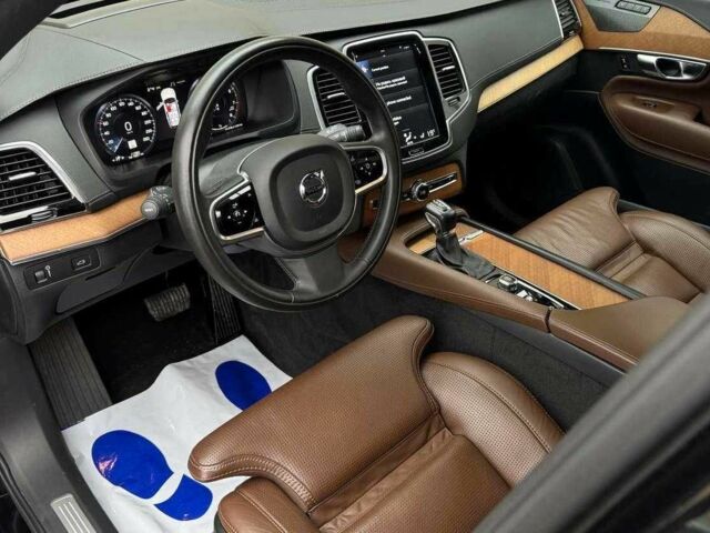 Чорний Вольво ХС90, об'ємом двигуна 2 л та пробігом 92 тис. км за 25500 $, фото 9 на Automoto.ua