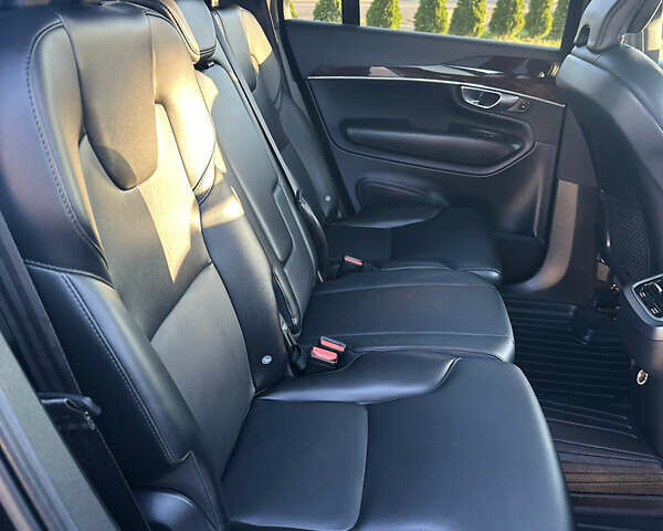 Черный Вольво ХС90, объемом двигателя 2 л и пробегом 261 тыс. км за 27000 $, фото 60 на Automoto.ua