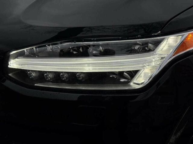 Чорний Вольво ХС90, об'ємом двигуна 2 л та пробігом 92 тис. км за 25500 $, фото 1 на Automoto.ua