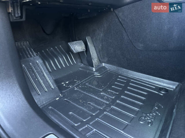 Черный Вольво ХС90, объемом двигателя 2 л и пробегом 261 тыс. км за 27000 $, фото 40 на Automoto.ua