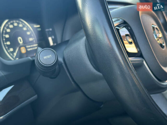 Черный Вольво ХС90, объемом двигателя 2 л и пробегом 261 тыс. км за 27000 $, фото 52 на Automoto.ua