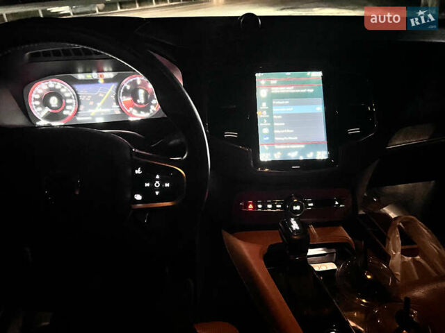 Черный Вольво ХС90, объемом двигателя 1.97 л и пробегом 186 тыс. км за 35000 $, фото 16 на Automoto.ua