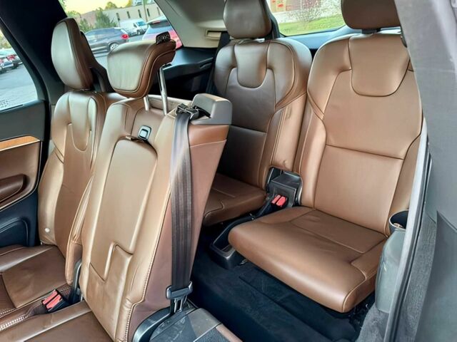 Черный Вольво ХС90, объемом двигателя 2 л и пробегом 36 тыс. км за 16000 $, фото 12 на Automoto.ua