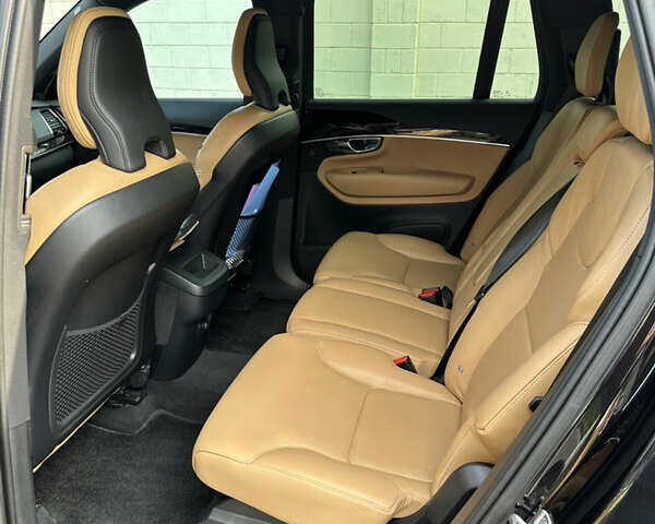 Чорний Вольво ХС90, об'ємом двигуна 2 л та пробігом 200 тис. км за 32000 $, фото 9 на Automoto.ua